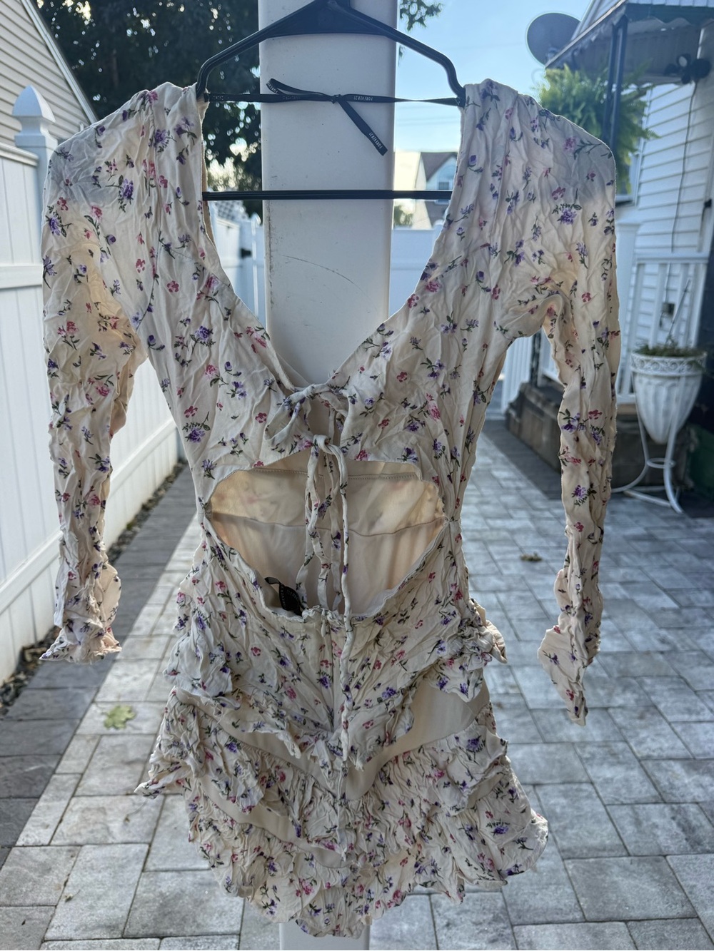 Forever 21 Cream Floral Tie-Back Ruffle Mini Dress